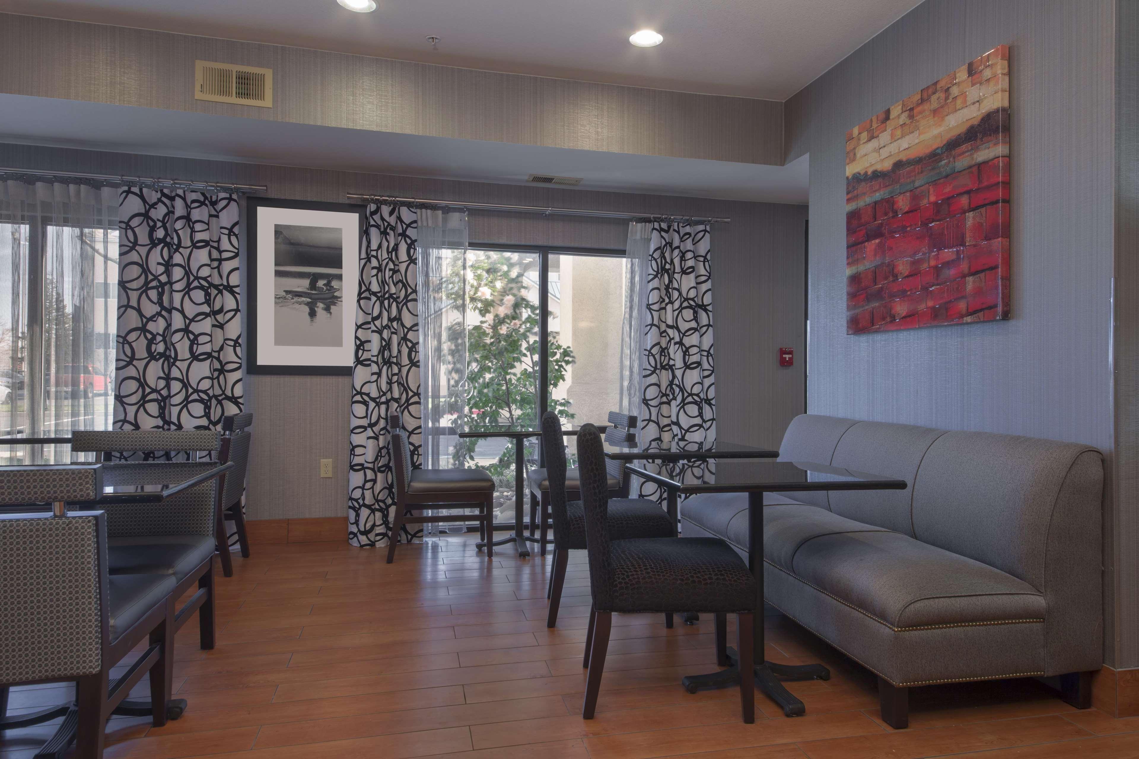 Hampton Inn Tracy Kültér fotó