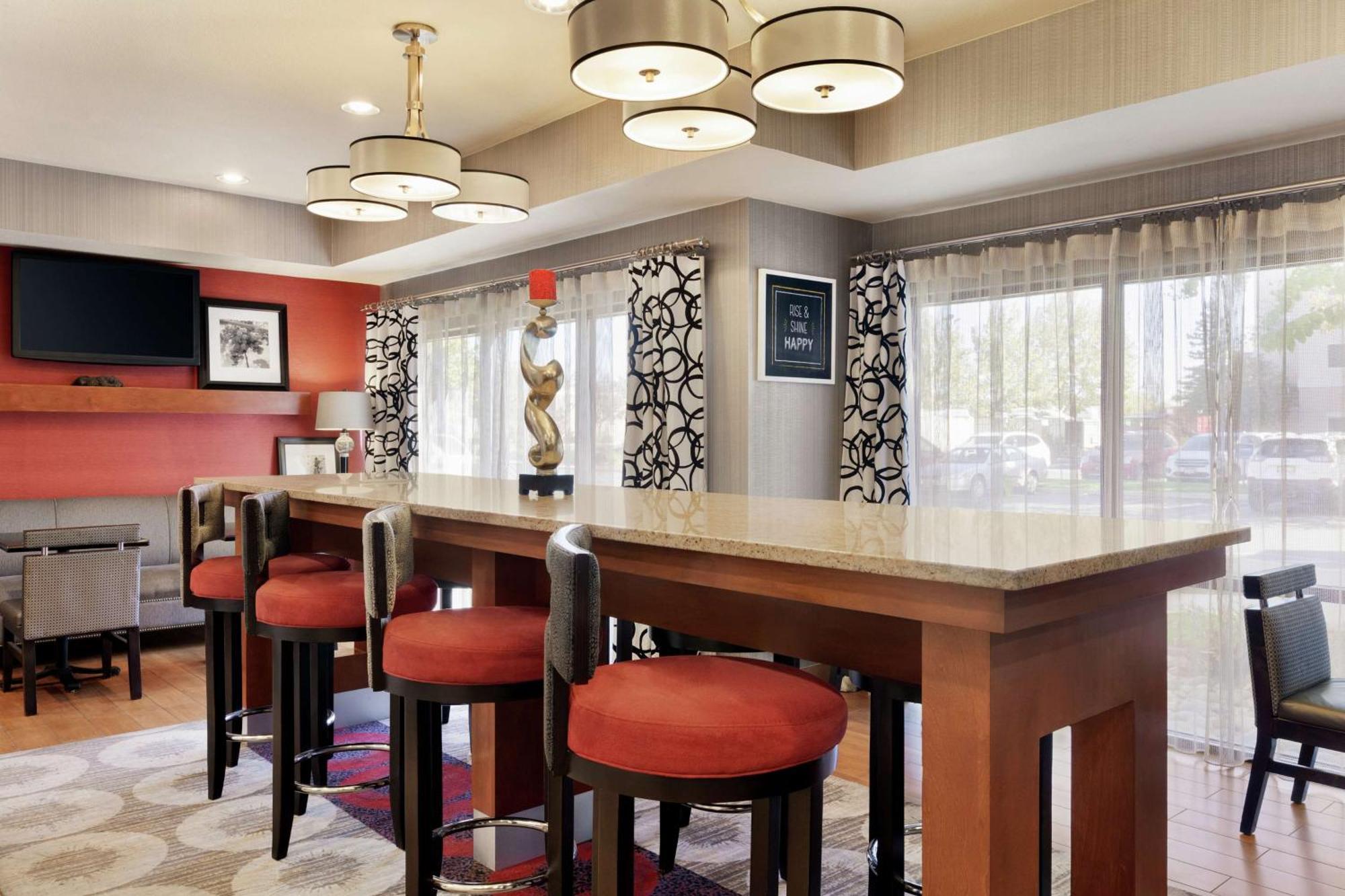 Hampton Inn Tracy Kültér fotó